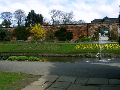 Canal Gardens